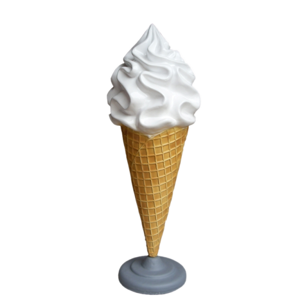 Ice cream (standing), whipped cream